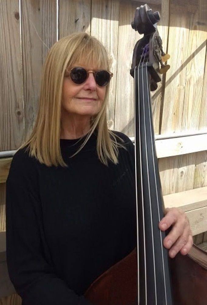 Portrait of Cyndy Elliott